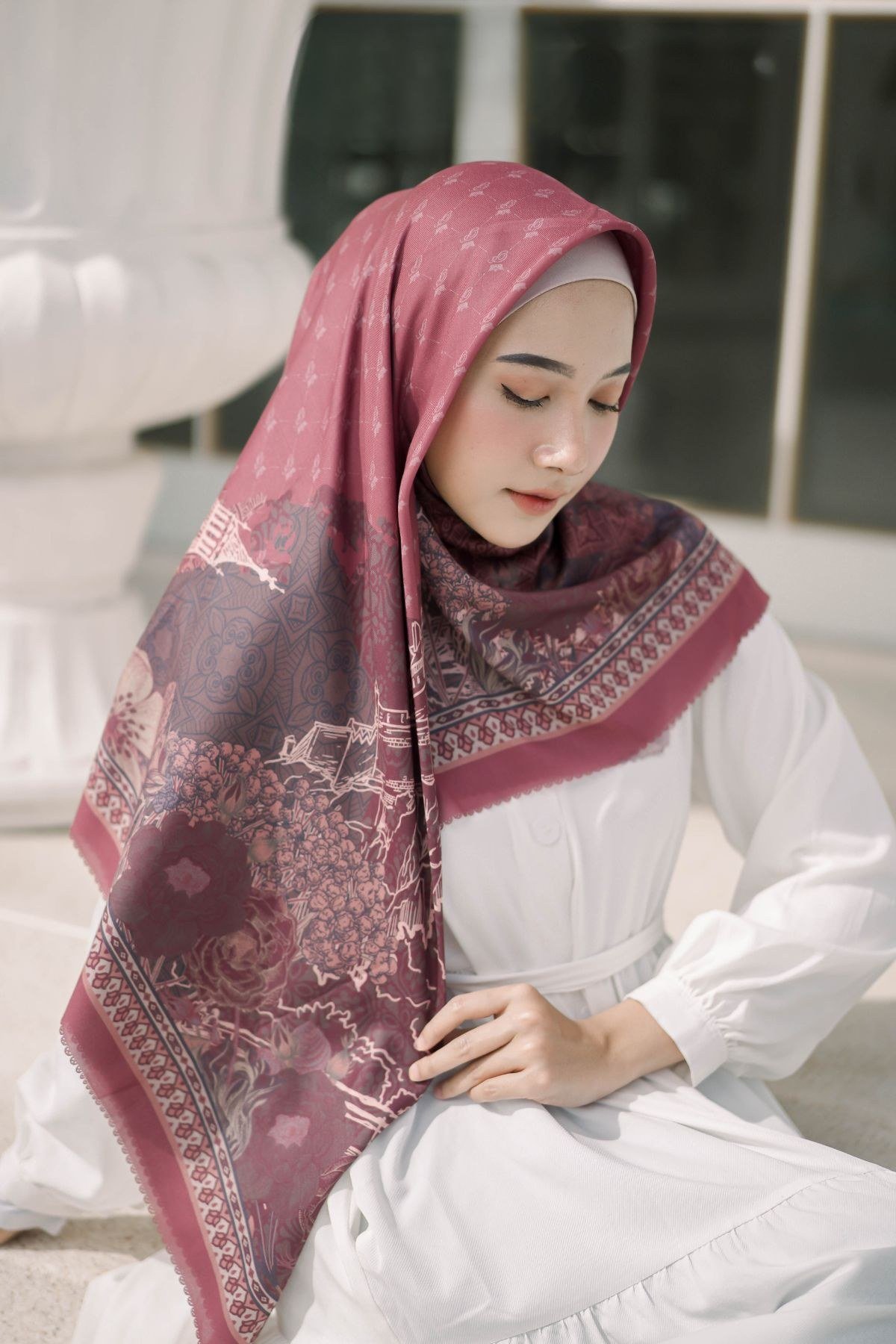 British — Signature Hijab