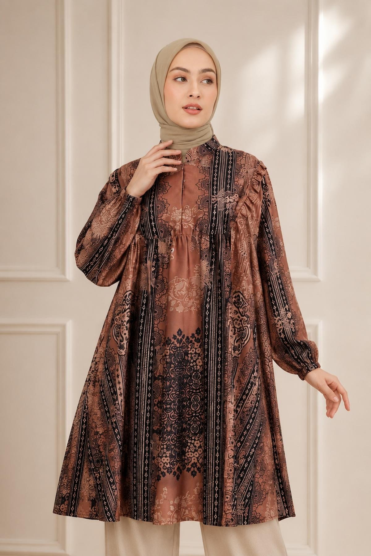 Nazarra — Tunic